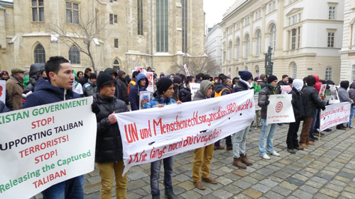 Hazara Flüchtlinge demonstrieren vor dem Außenministerium, 01/13